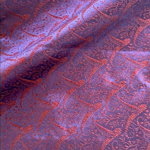 Vintage silk navy burgundy Jaquard gold shawl - Picture 10 of 10